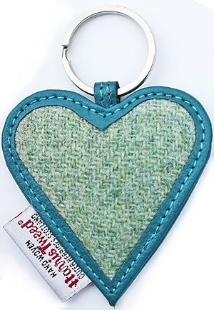 Harris tweed heart keyring